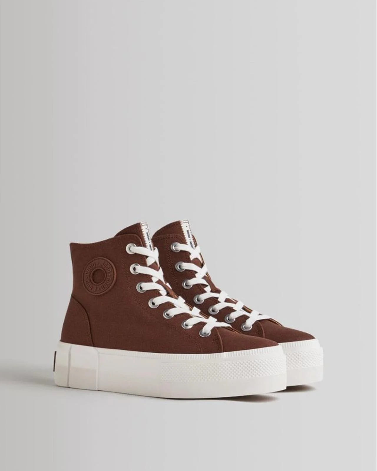 Bershka Sneakers, size 37, photo 1
