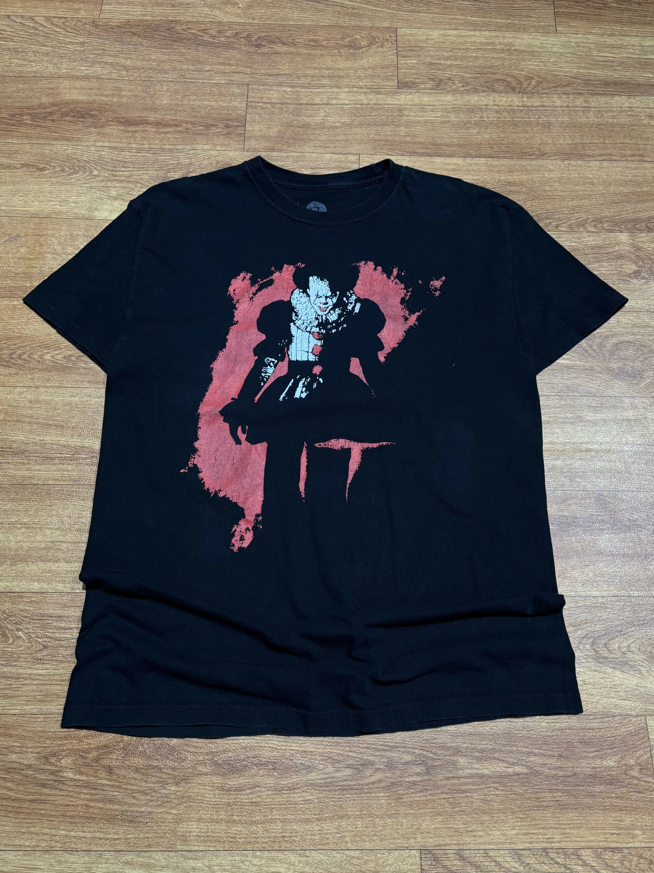 T-shirts, size L, photo 1