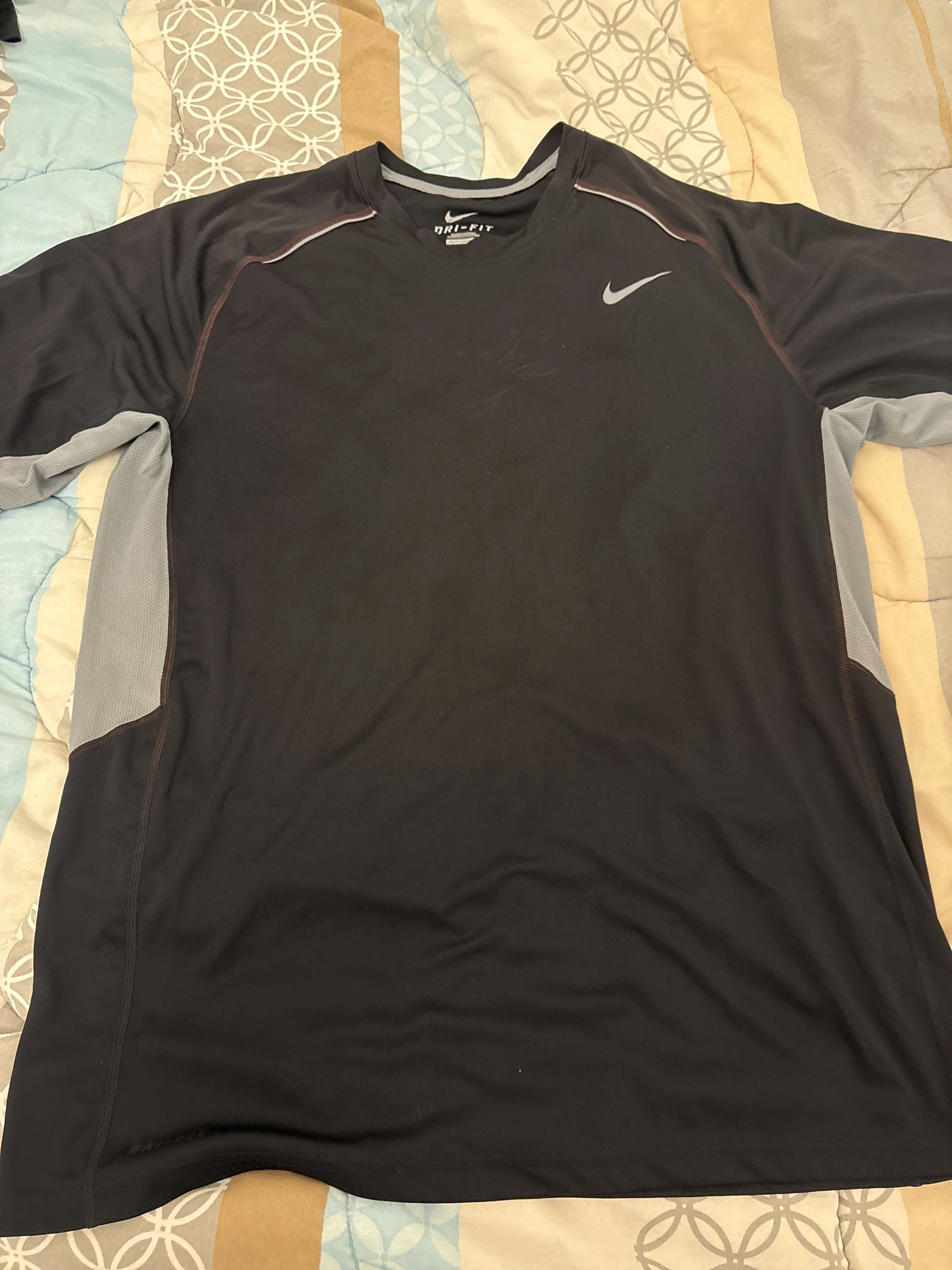 Nike T-shirts, size L, photo 1