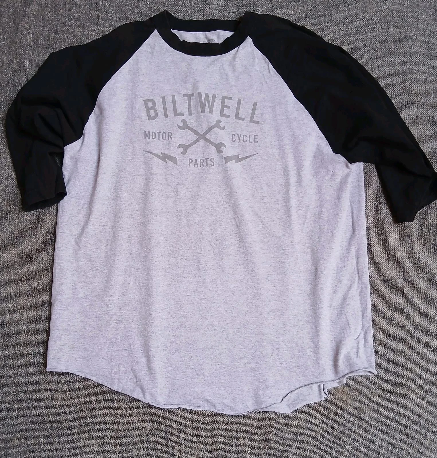T-shirts, size XL, photo 1