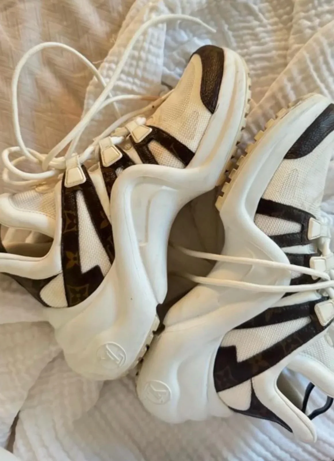 Louis Vuitton Sneakers, size 39, photo 1