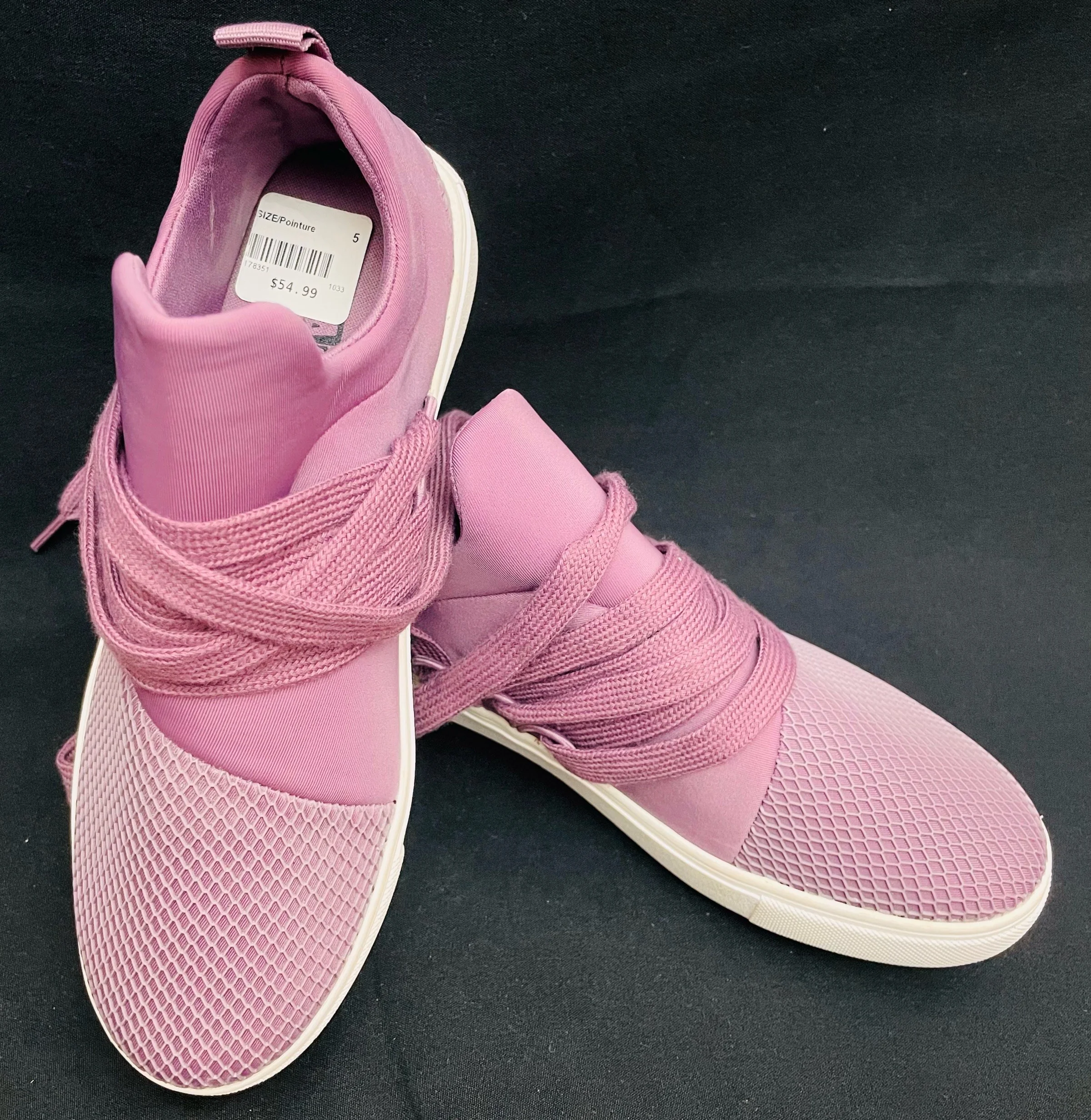 Payless Sneakers, size 35, photo 1
