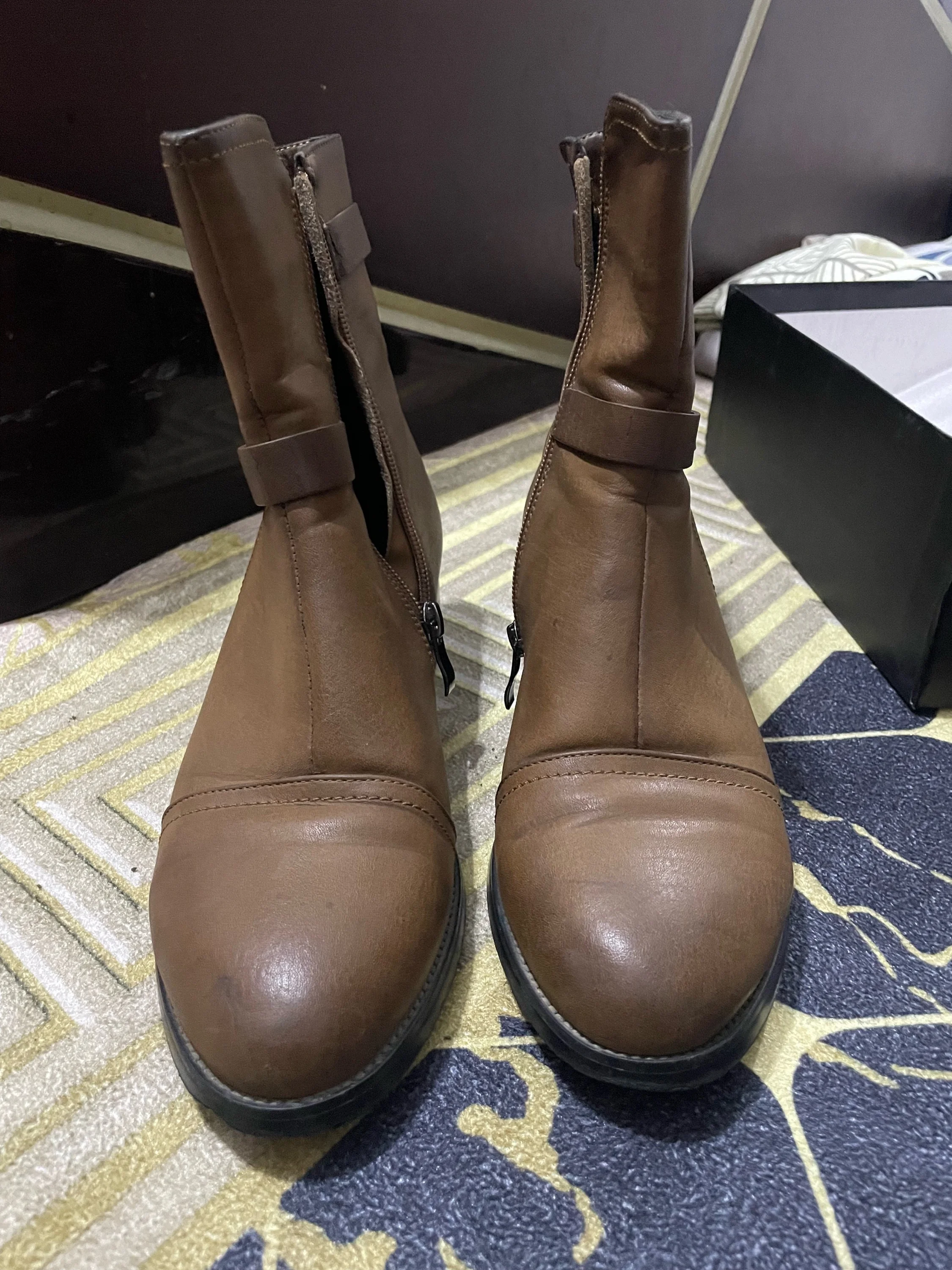 Tiamo Boots, size 38, photo 1