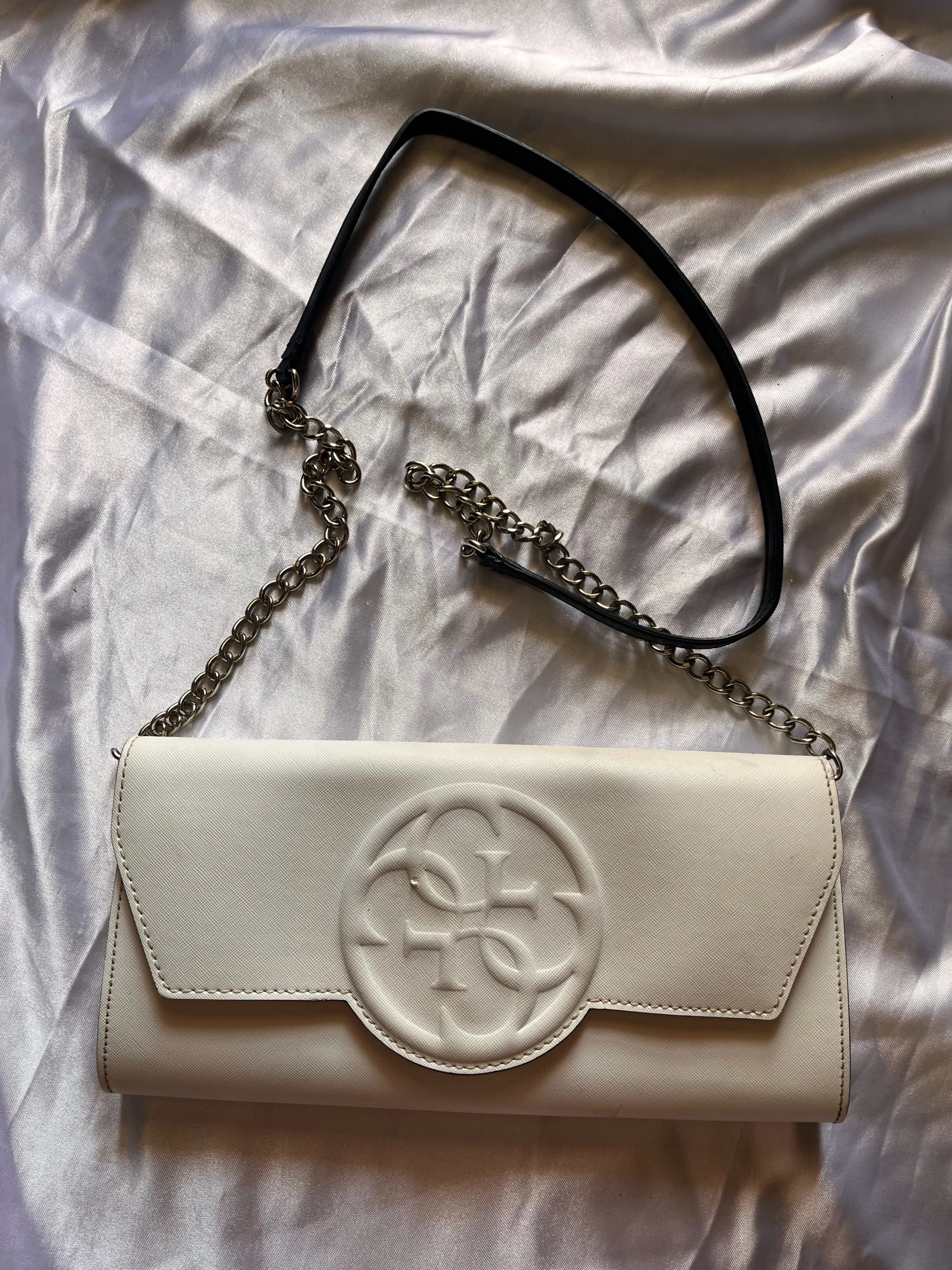GUESS Cross-Body Bags, size Other, photo 1