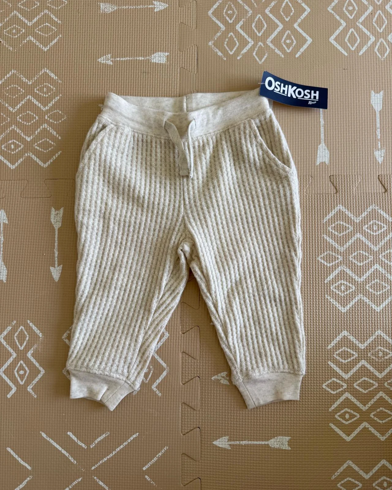 Carter’s OshKosh Bottoms, size 9–12m, photo 1