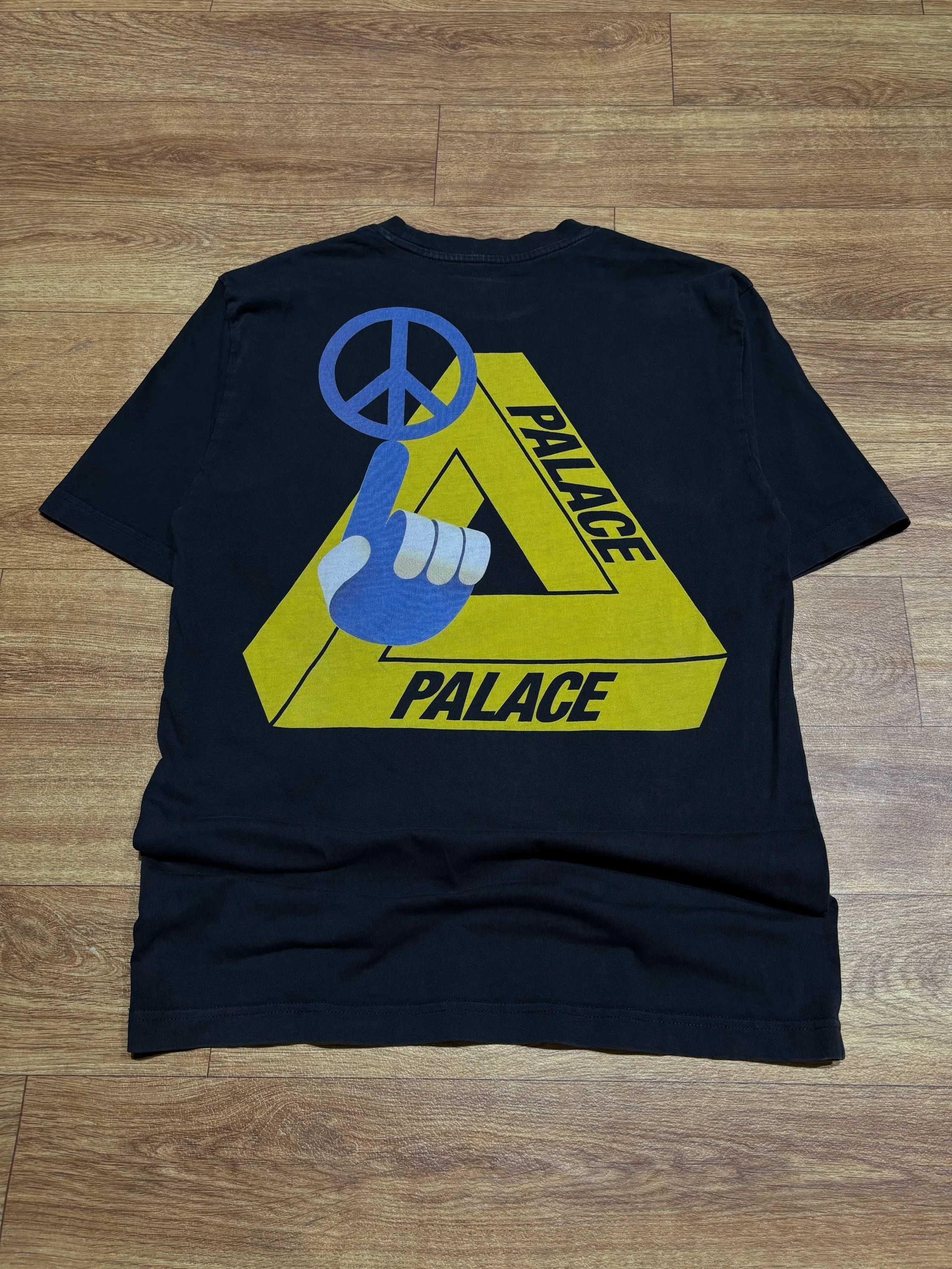 Palace T-shirts, size M, photo 1