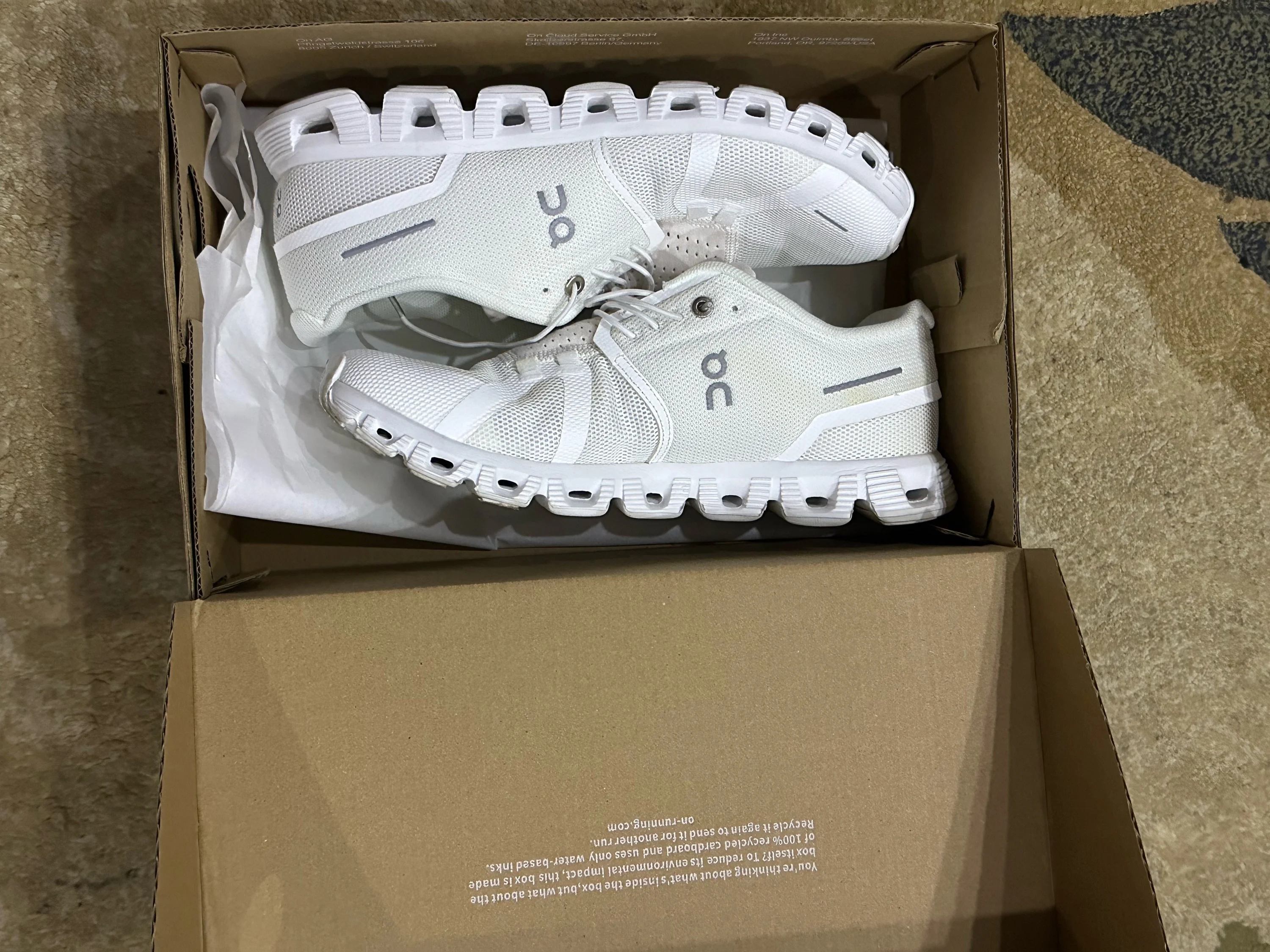 On Cloud Sneakers, size 41, photo 1