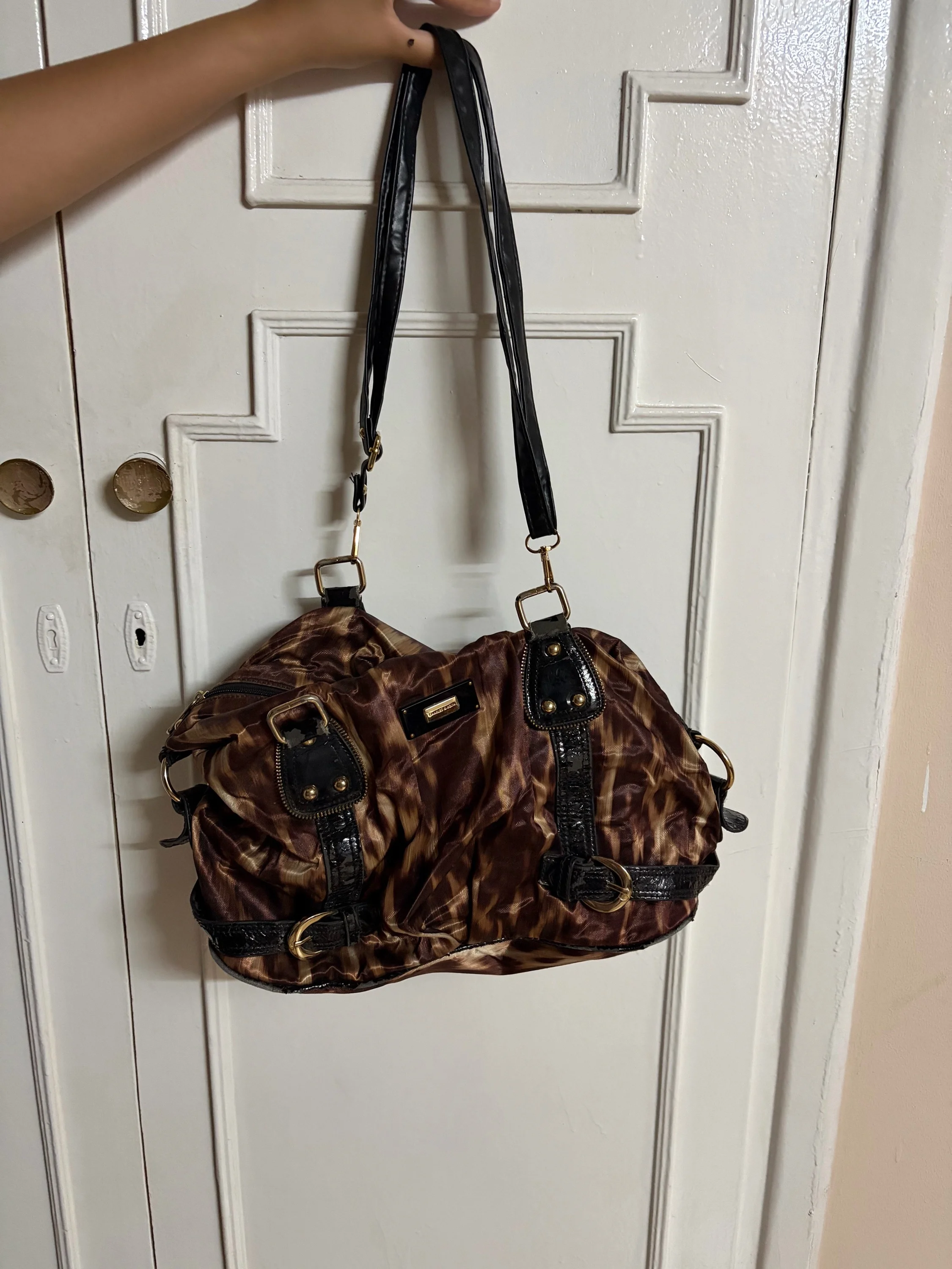 Charles & Keith Shoulder Bag, size Other, photo 1