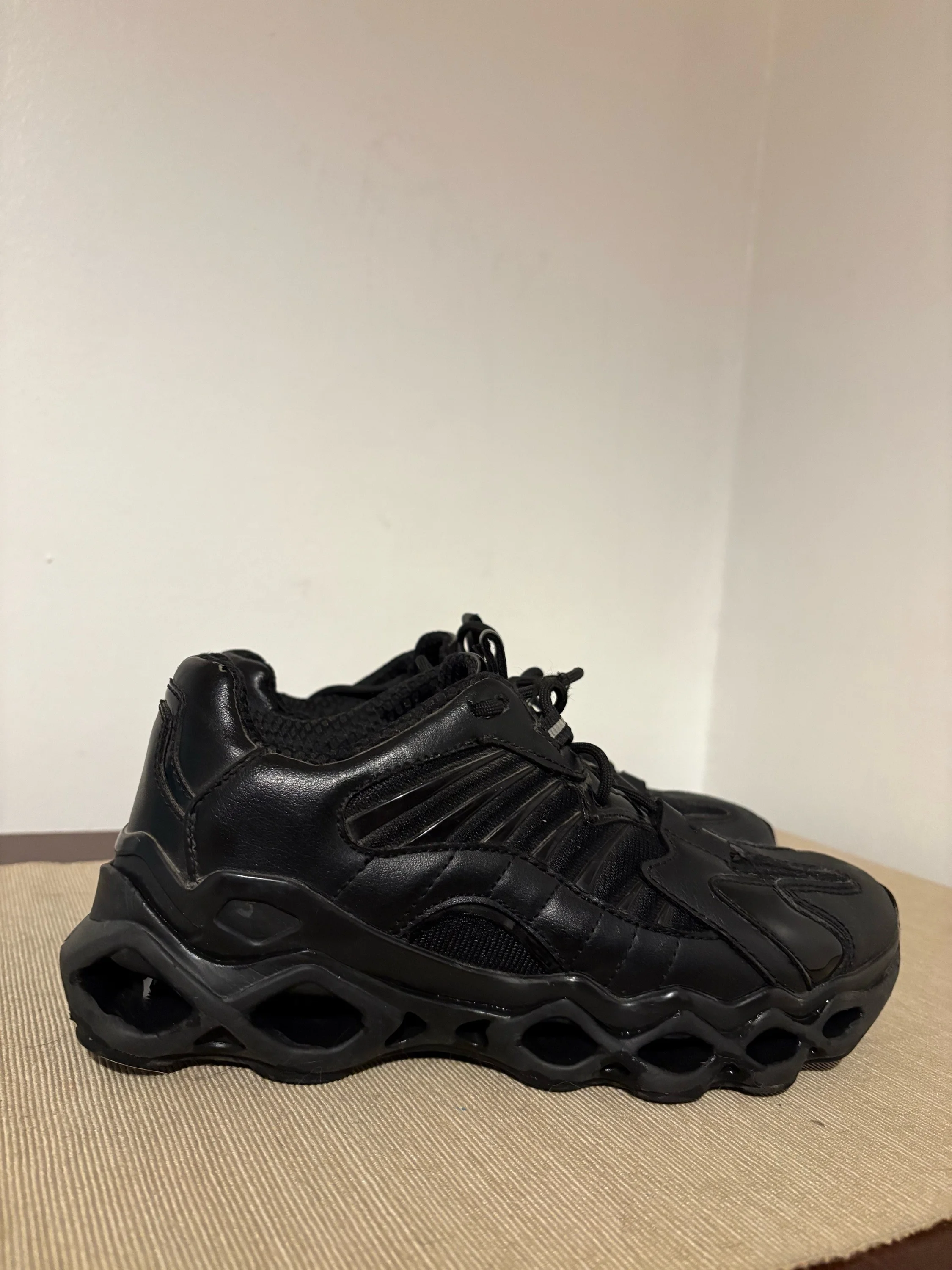 Bershka Sneakers, size 37, photo 1