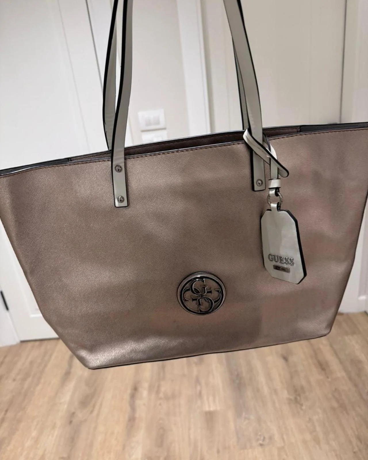 GUESS Shoulder Bags, size One size, photo 1