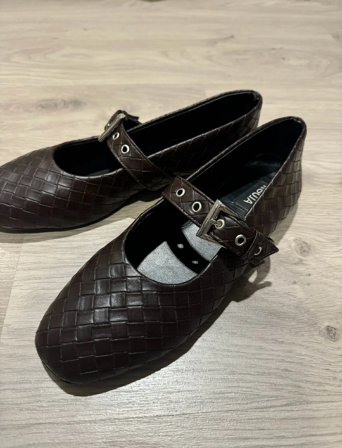 Local Flats, size 40, photo 1