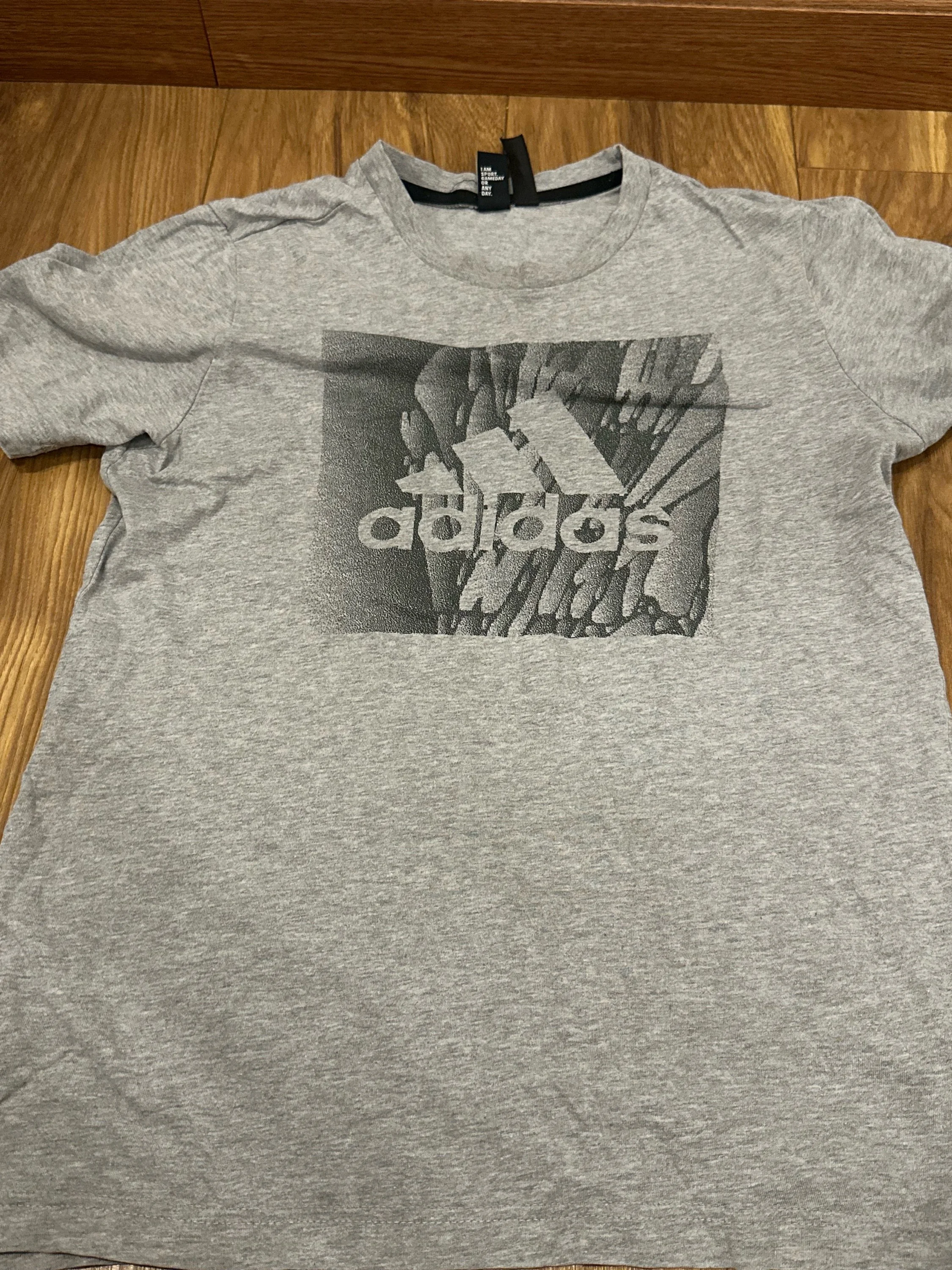 adidas T-shirts, size M, photo 1