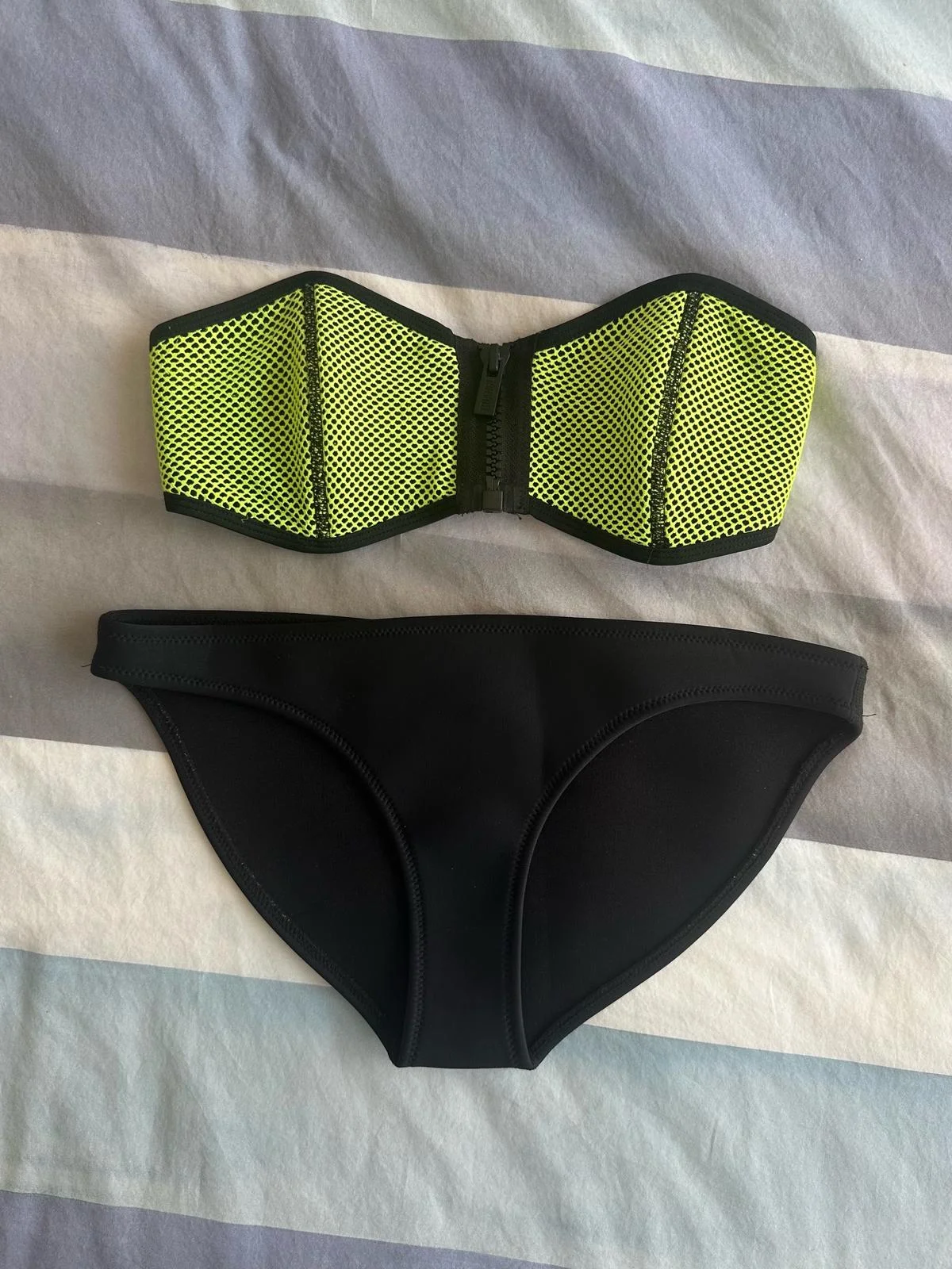 Triangl Bikini, size S / 36 / 8, photo 1
