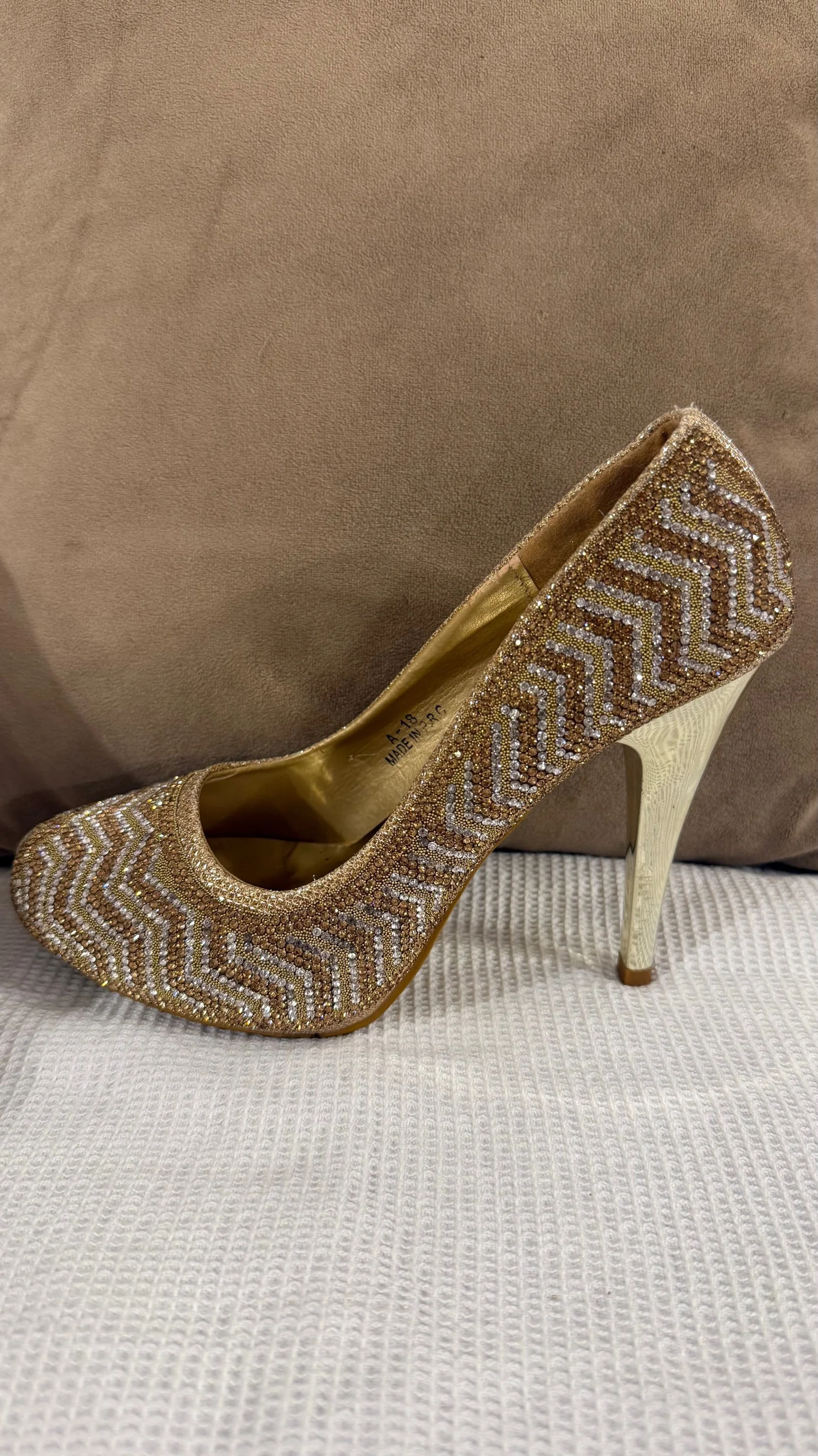 Stiletto Heels, size 37, photo 1