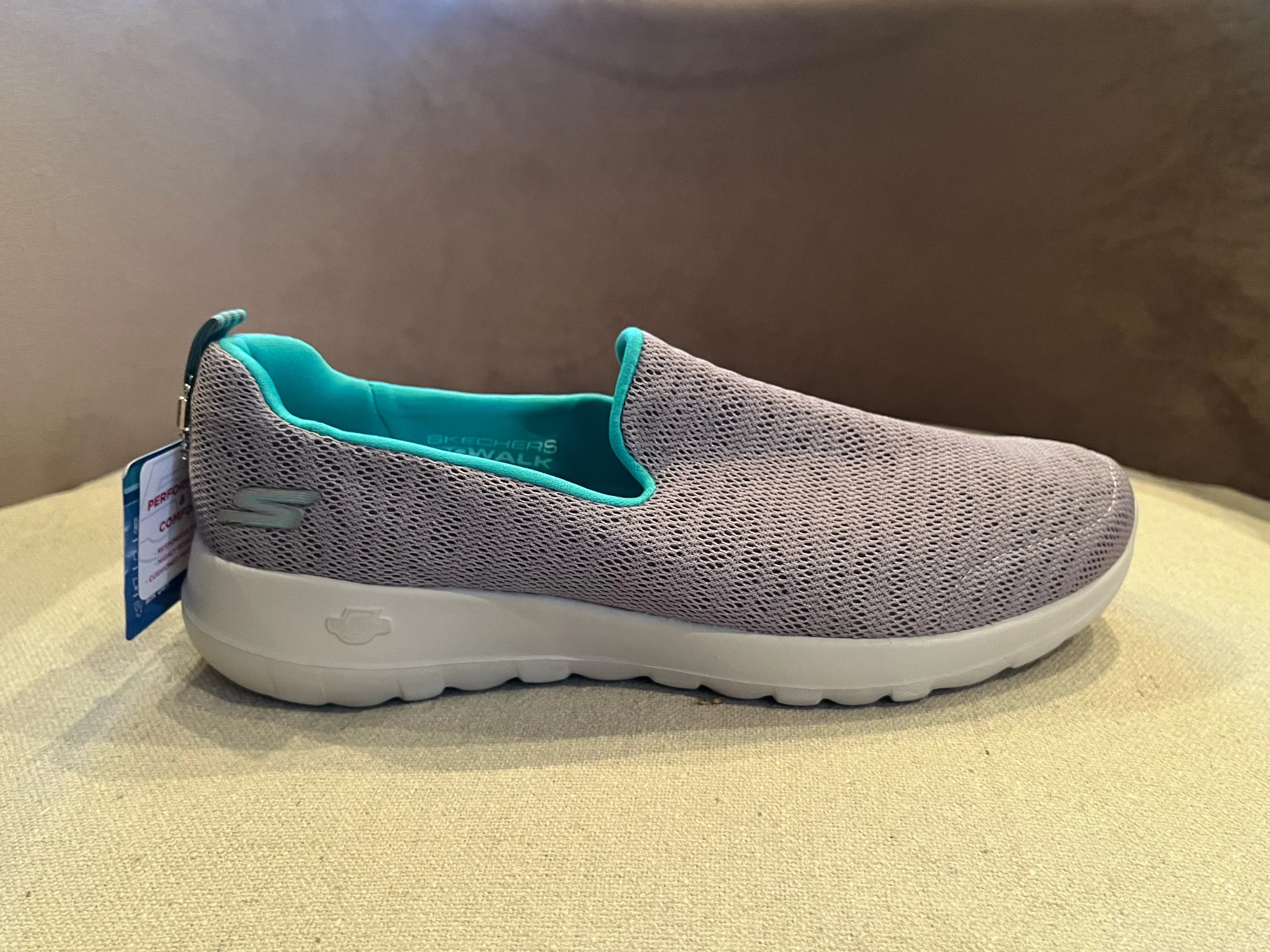 Sketchers Sneakers, size 38, photo 1