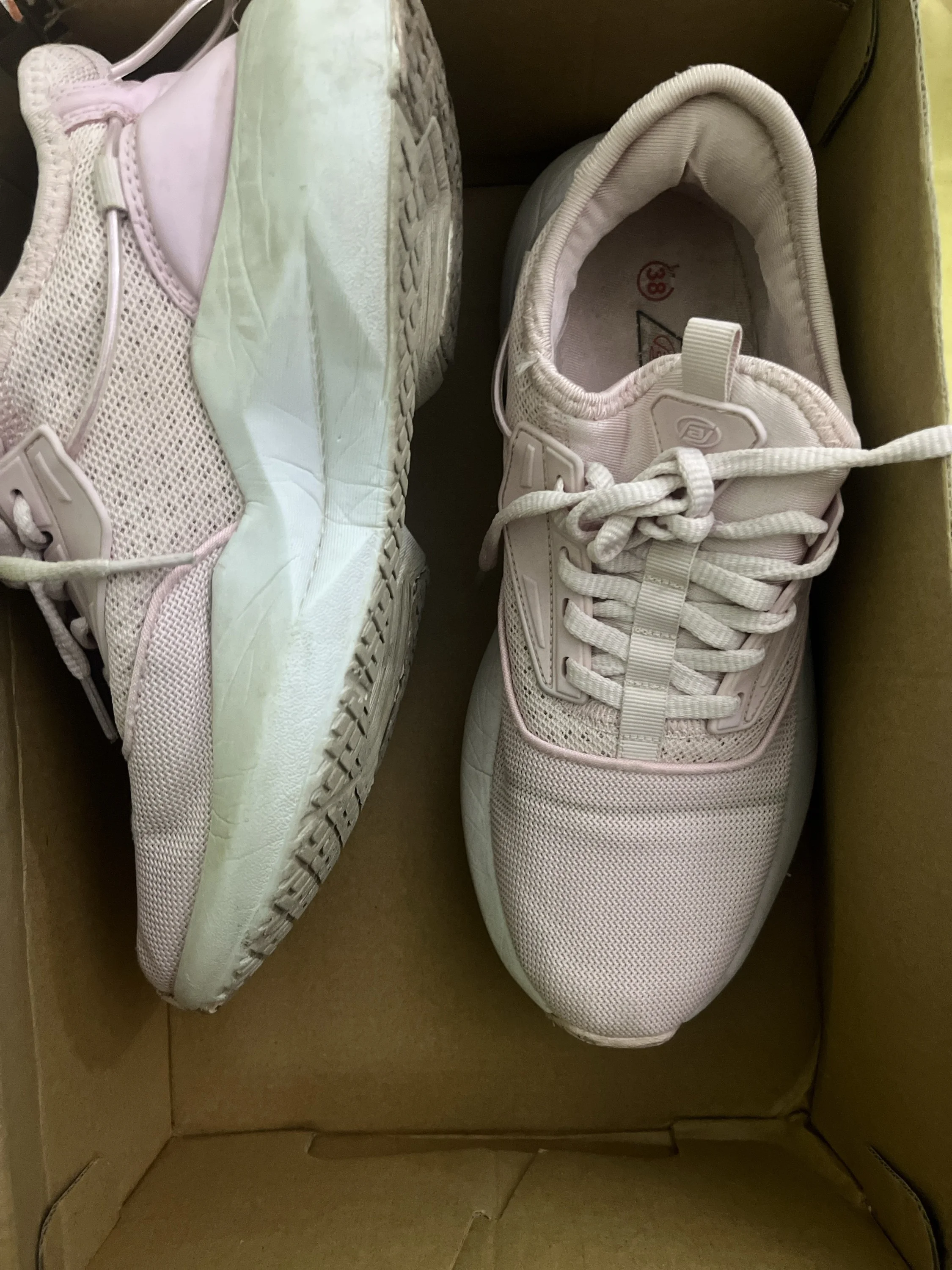 Active Wear Sneakers, size 38, photo 1