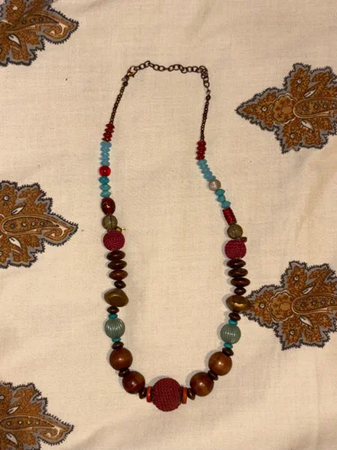 Local Necklaces