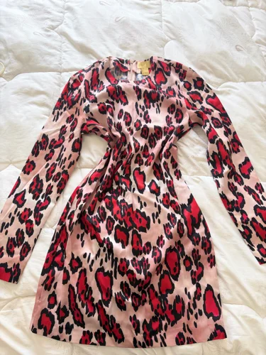 H&M فساتين قصيرة