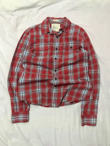 American Eagle Button Down Shirts