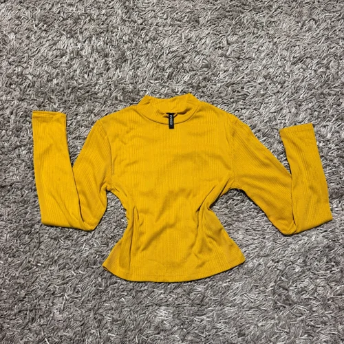 H&M T-shirts
