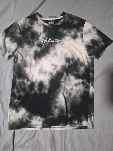 Hollister T-shirts