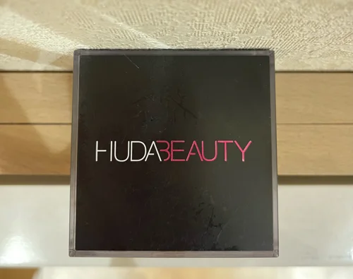 Huda Beauty Face