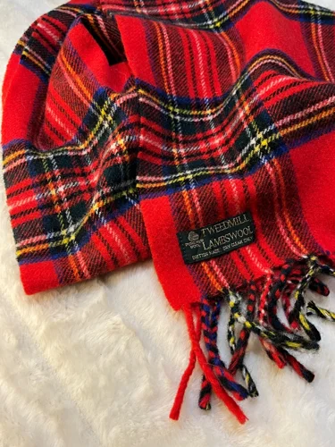 Scarves & Shawls