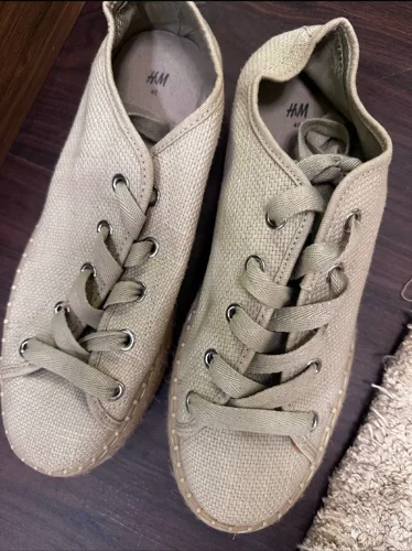 H&M Sneakers