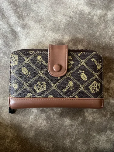 Local Wallets & Cardholders