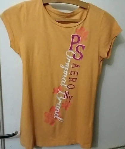 AƩropostale Tops