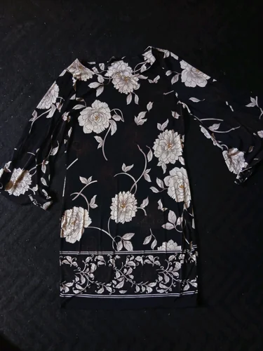 Max Midi Dresses