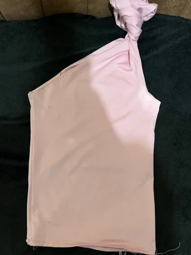 Pink بلوزات