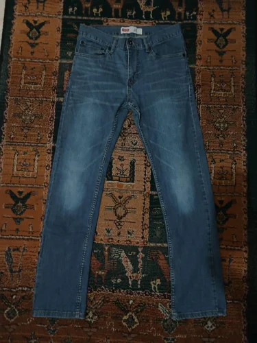 Levi Strauss & Co. جينز