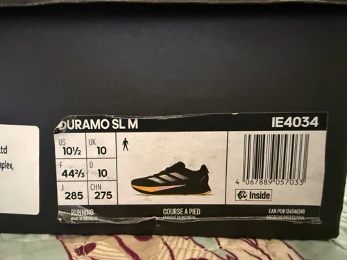 adidas Sneakers