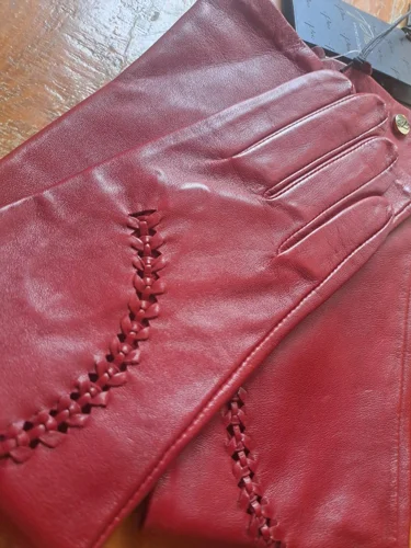 Gloves