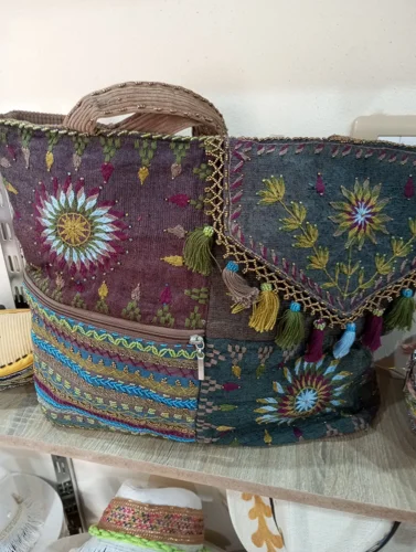 Local Shoulder Bags