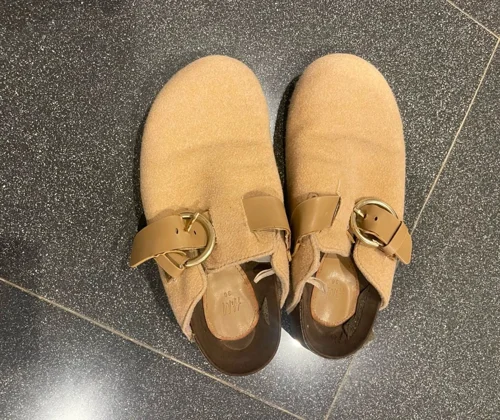 H&M Flats