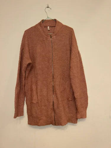 Sweaters & Pullovers