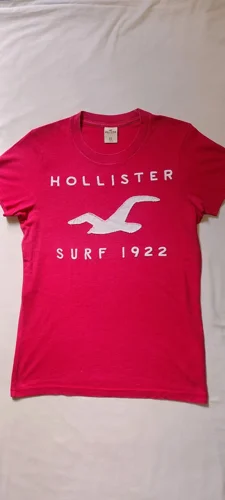Hollister تيشيرتات