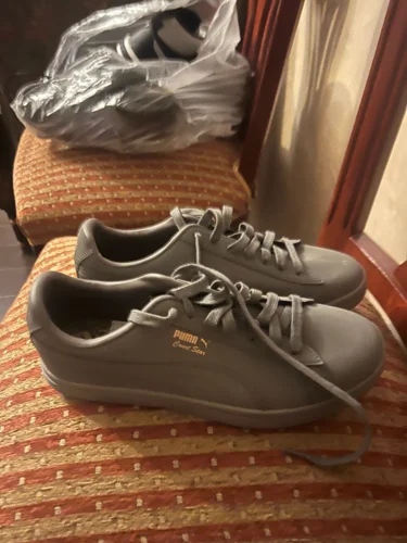 Puma Sneakers