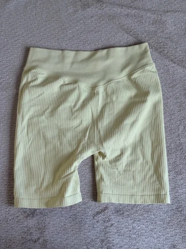 H&M شورتات
