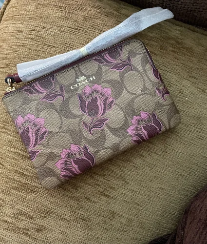 Coach Wallets & Cardholders