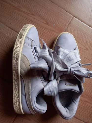 Puma Sneakers