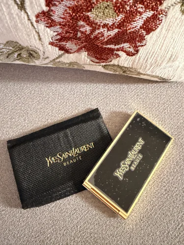 Yves Saint Laurent Brushes & Tools