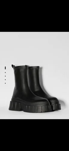 Bershka Boots