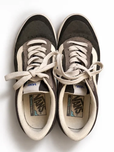 Vans Sneakers