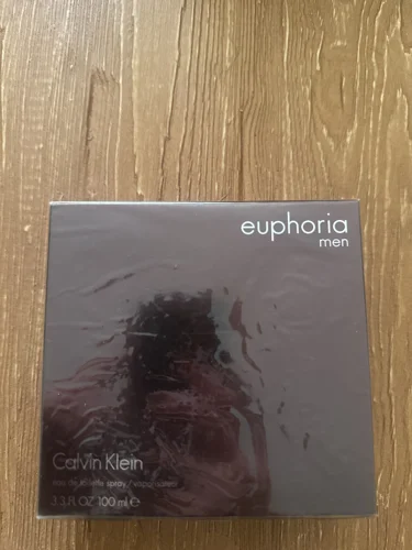 Calvin Klein Cologne & Perfume