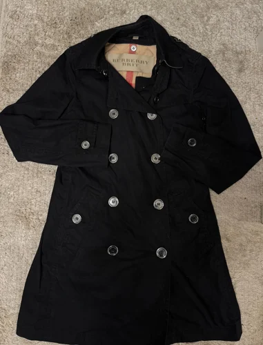 Burberry بالطوهات