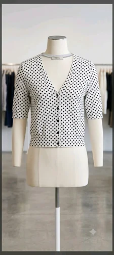 Max Cardigans