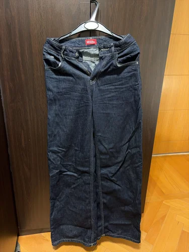 Nothing Personal Jeans